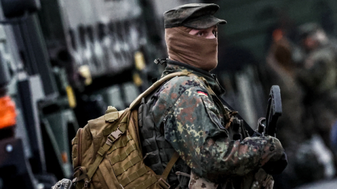 Almanya’da yeni askerlik modeli