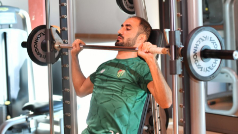 Bursaspor salonda çalıştı