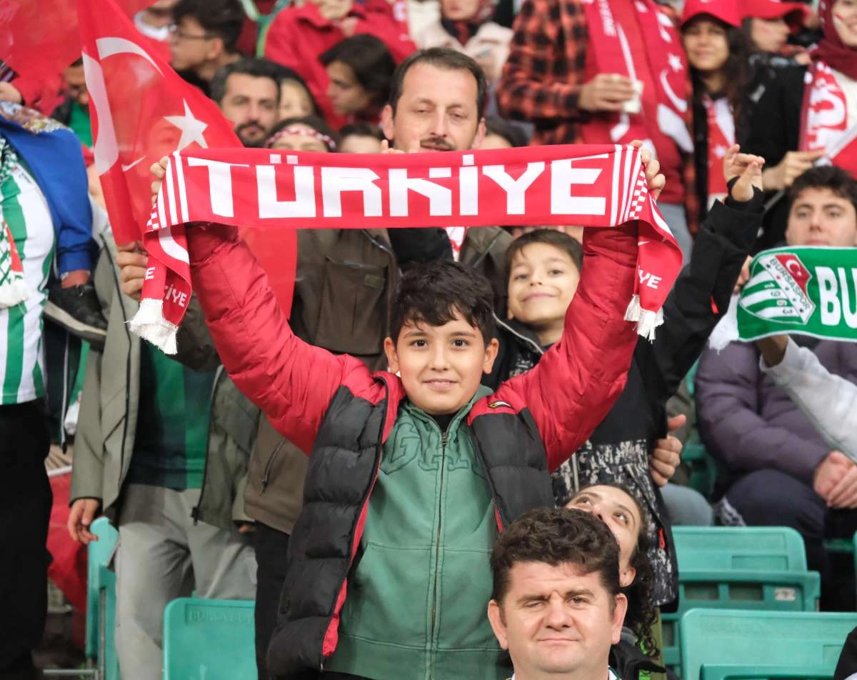 (ÖZEL) Türkiye-Bulgaristan taraftar fotoğrafları