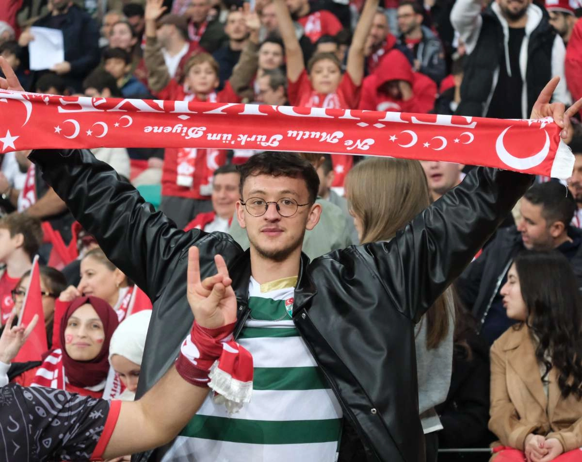 (ÖZEL) Türkiye-Bulgaristan taraftar fotoğrafları