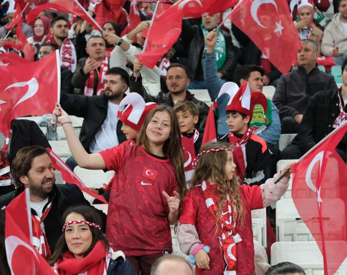 (ÖZEL) Türkiye-Bulgaristan taraftar fotoğrafları