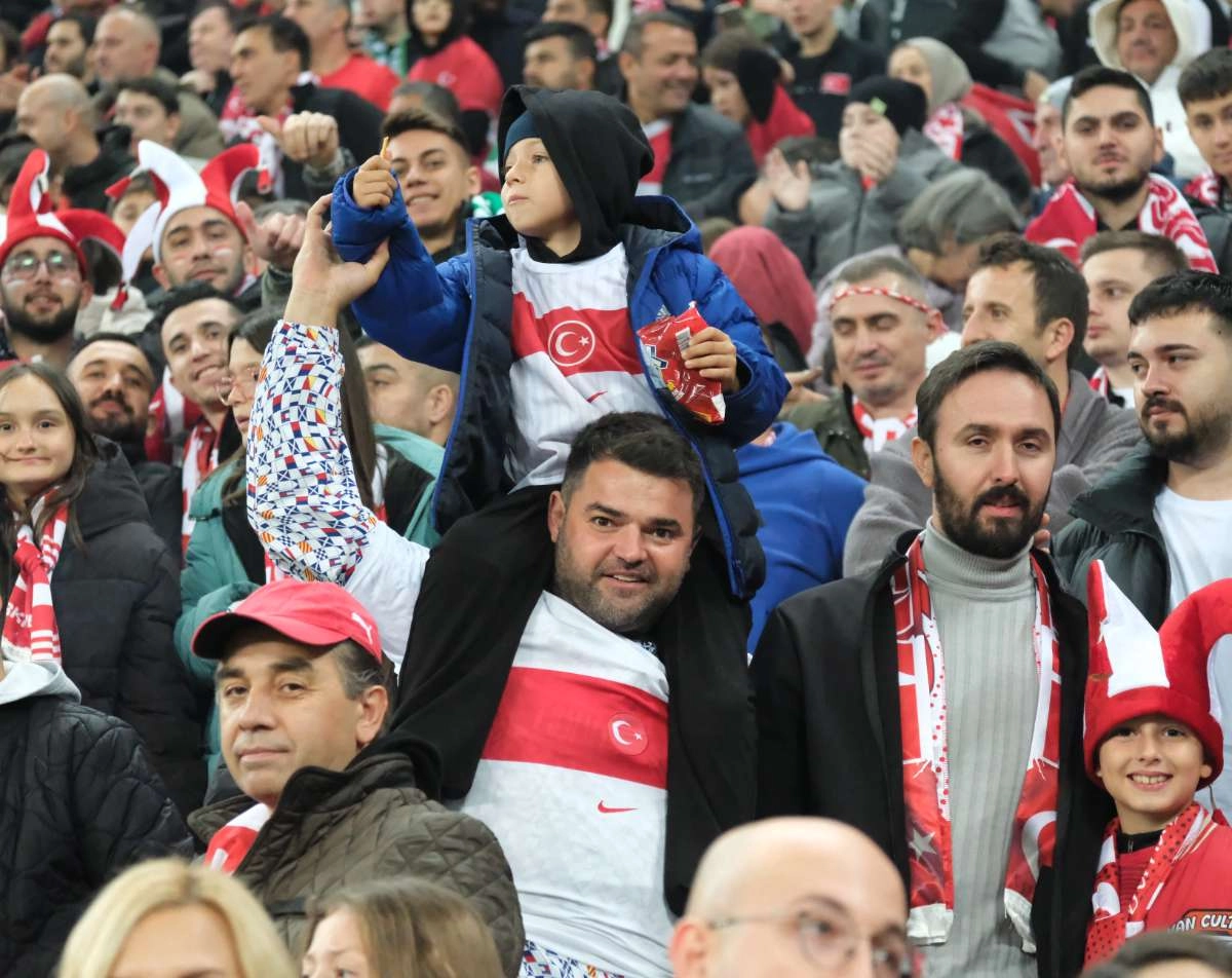 (ÖZEL) Türkiye-Bulgaristan taraftar fotoğrafları