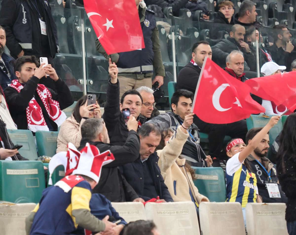 (ÖZEL) Türkiye-Bulgaristan taraftar fotoğrafları