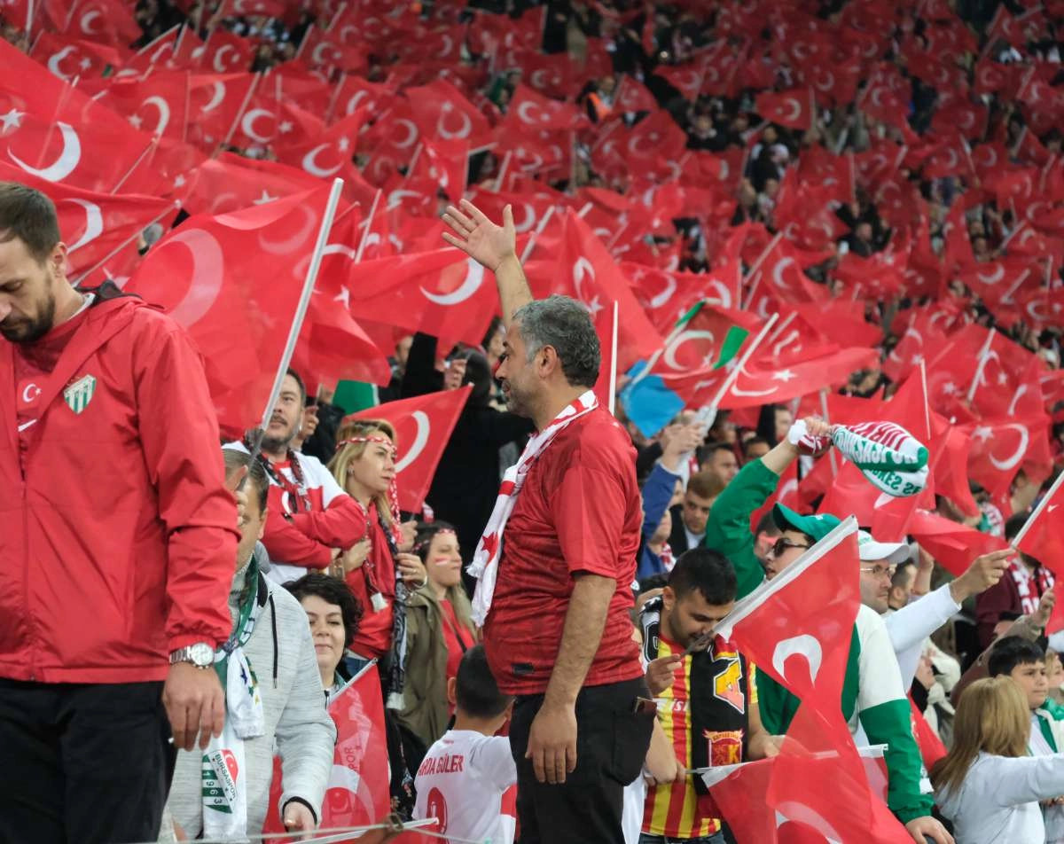 (ÖZEL) Türkiye-Bulgaristan taraftar fotoğrafları