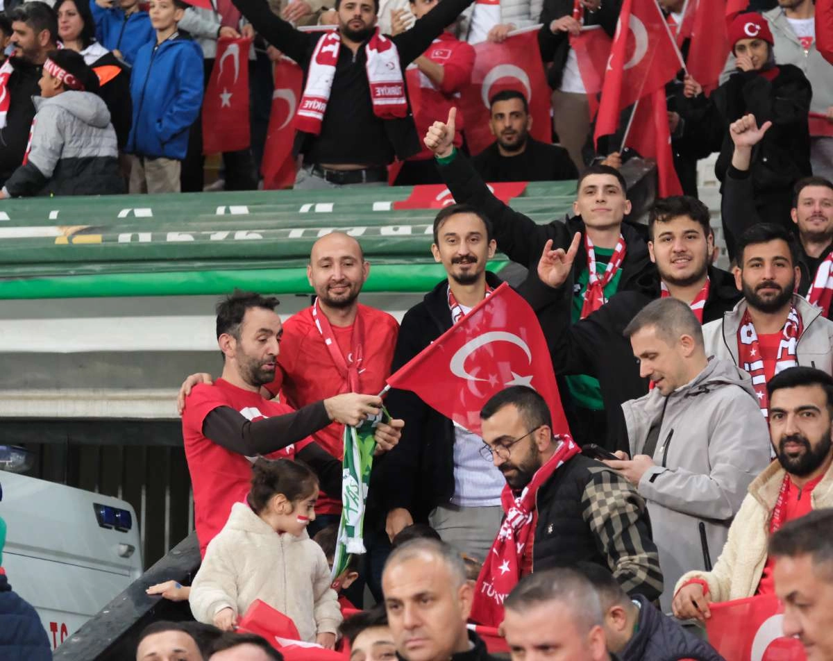 (ÖZEL) Türkiye-Bulgaristan taraftar fotoğrafları