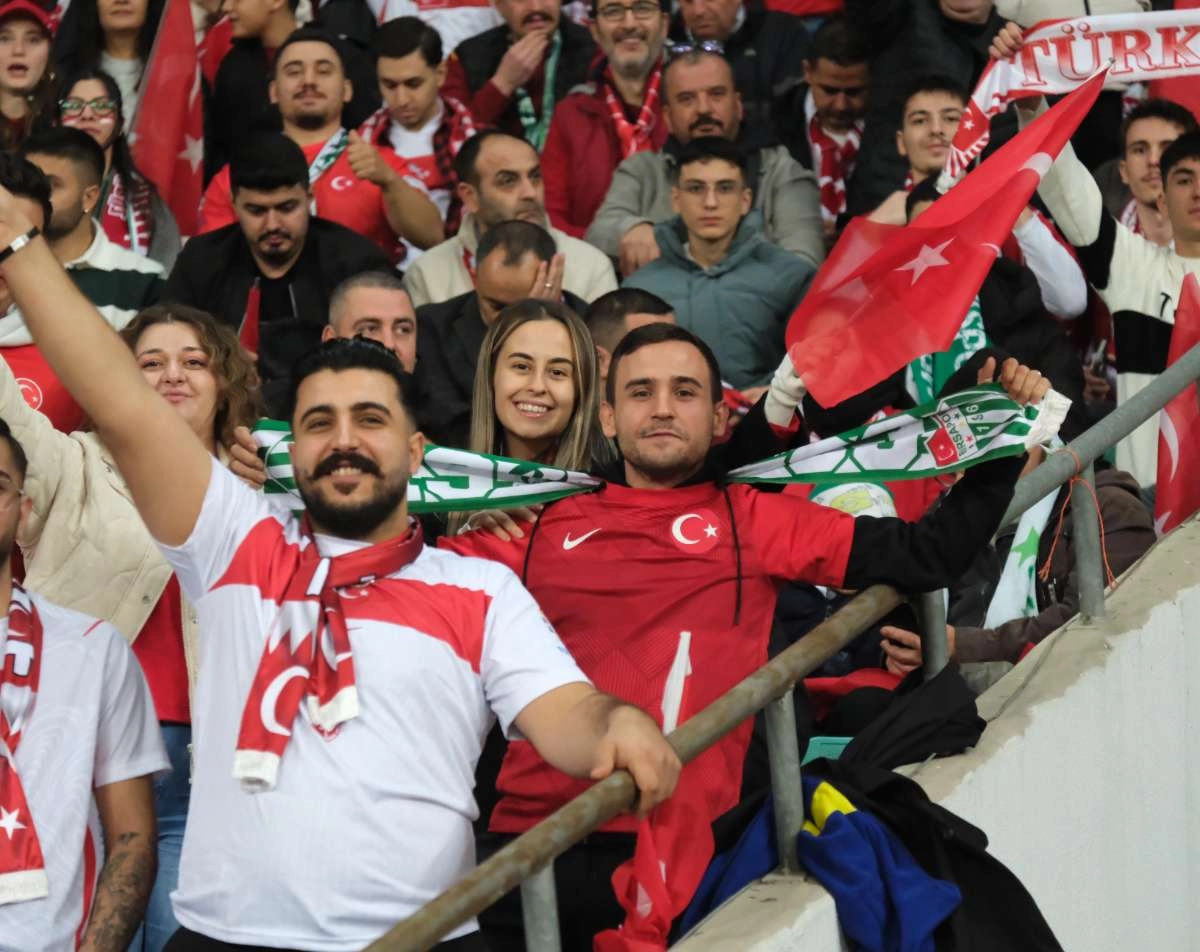 (ÖZEL) Türkiye-Bulgaristan taraftar fotoğrafları