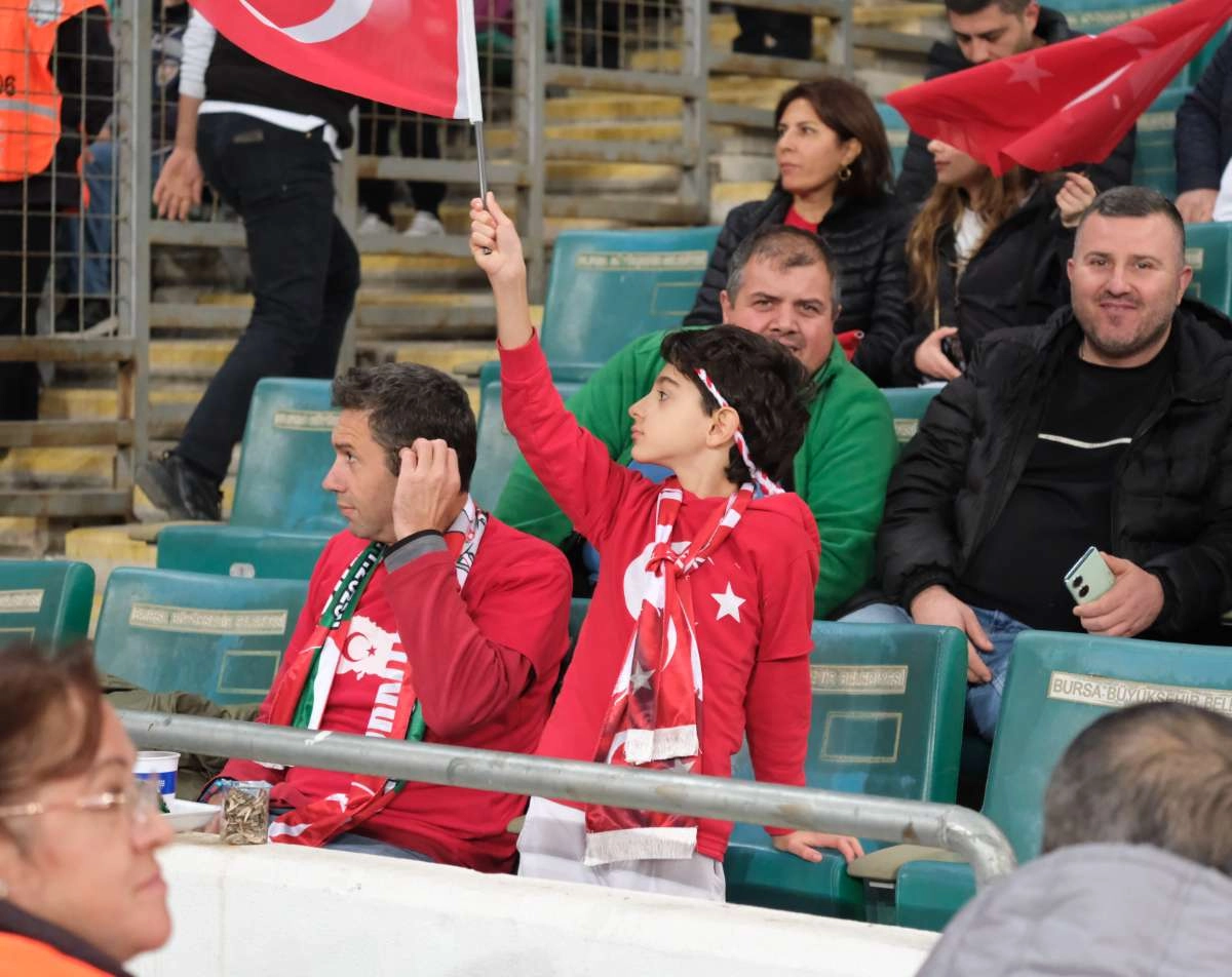 (ÖZEL) Türkiye-Bulgaristan taraftar fotoğrafları