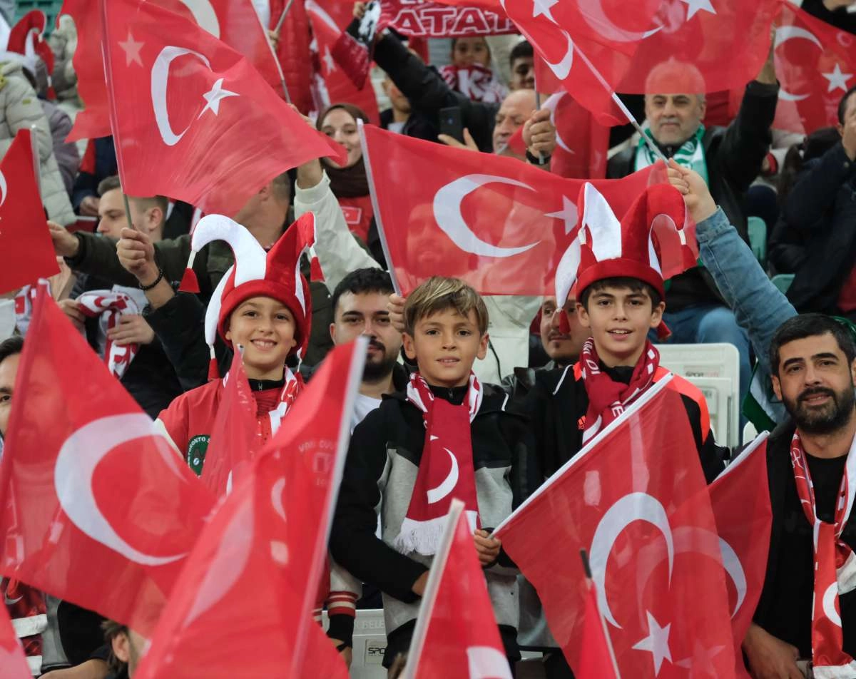 (ÖZEL) Türkiye-Bulgaristan taraftar fotoğrafları
