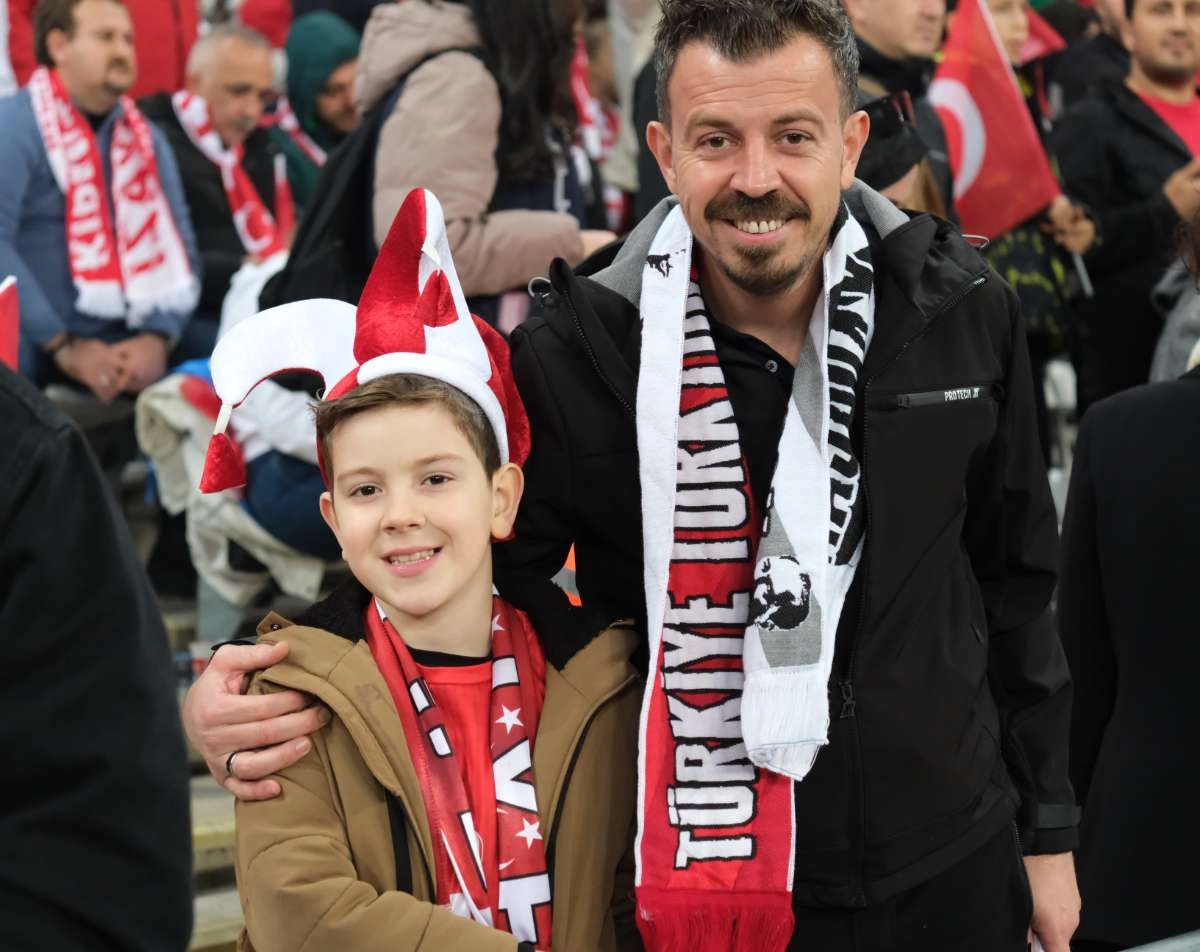 (ÖZEL) Türkiye-Bulgaristan taraftar fotoğrafları
