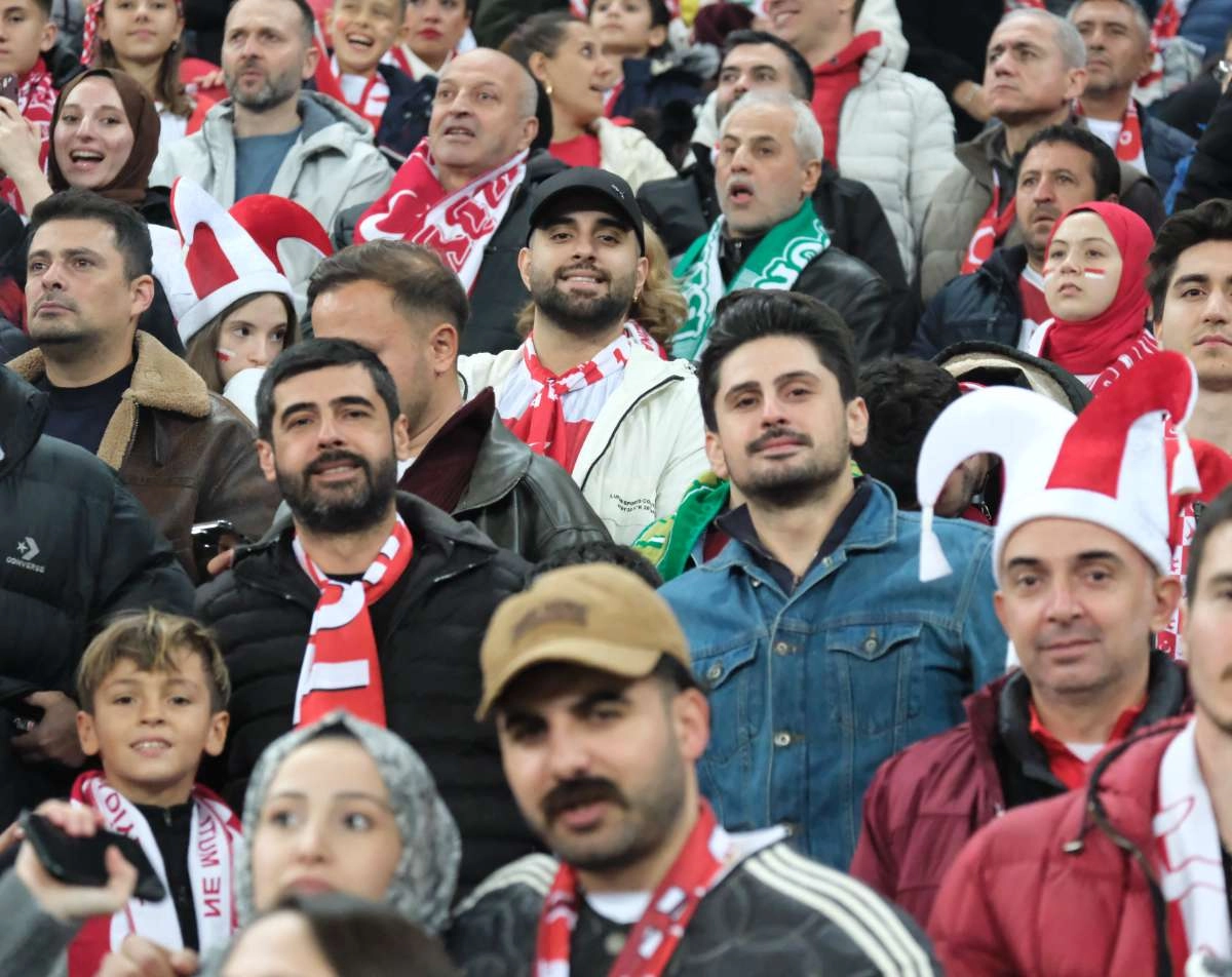 (ÖZEL) Türkiye-Bulgaristan taraftar fotoğrafları