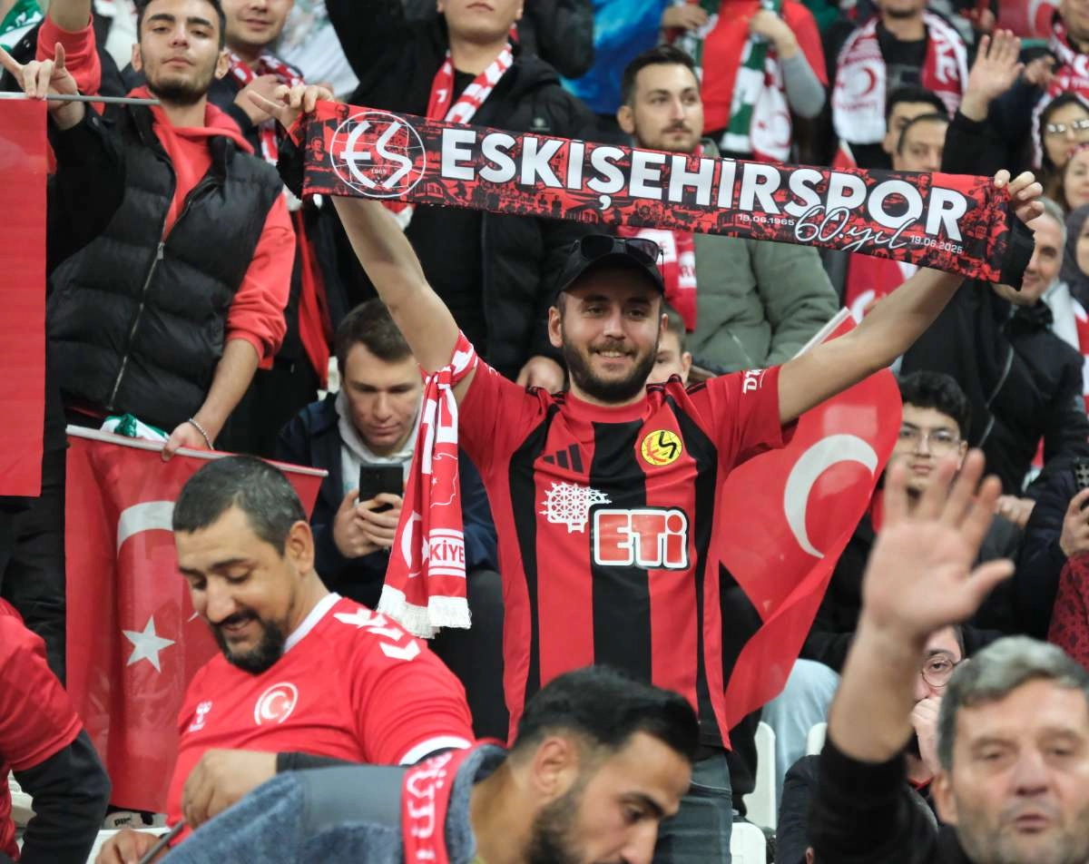 (ÖZEL) Türkiye-Bulgaristan taraftar fotoğrafları