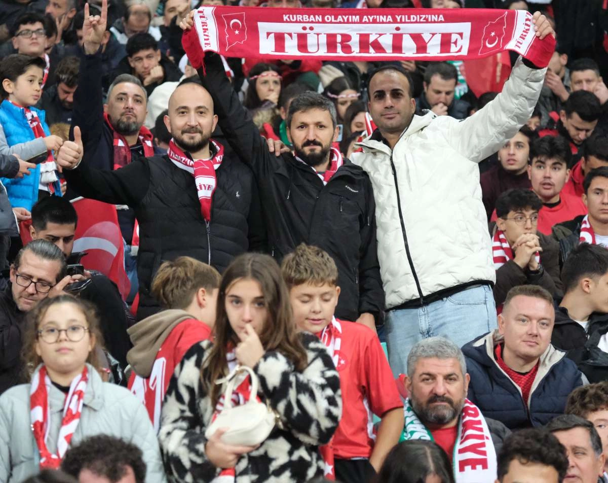 (ÖZEL) Türkiye-Bulgaristan taraftar fotoğrafları