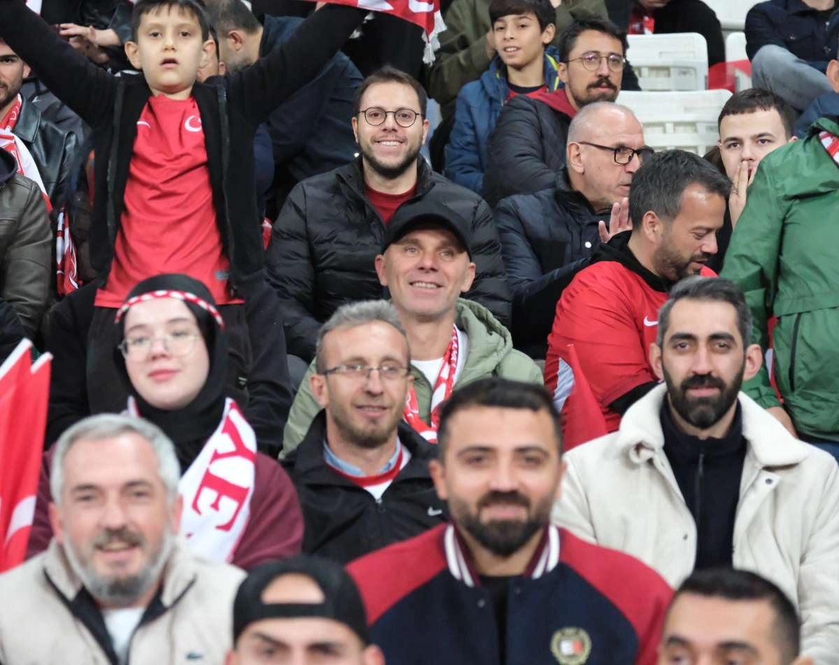 (ÖZEL) Türkiye-Bulgaristan taraftar fotoğrafları