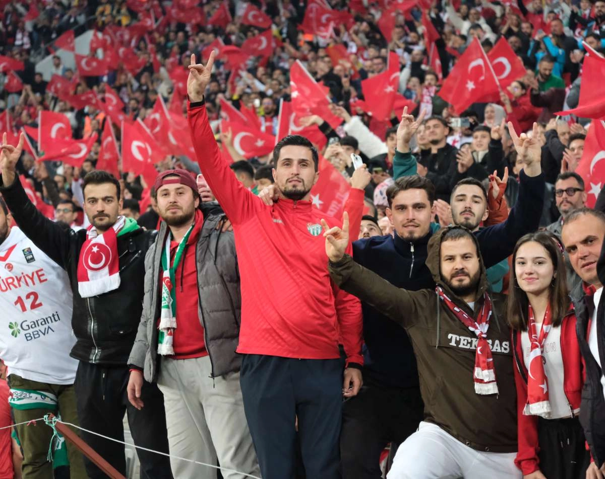 (ÖZEL) Türkiye-Bulgaristan taraftar fotoğrafları