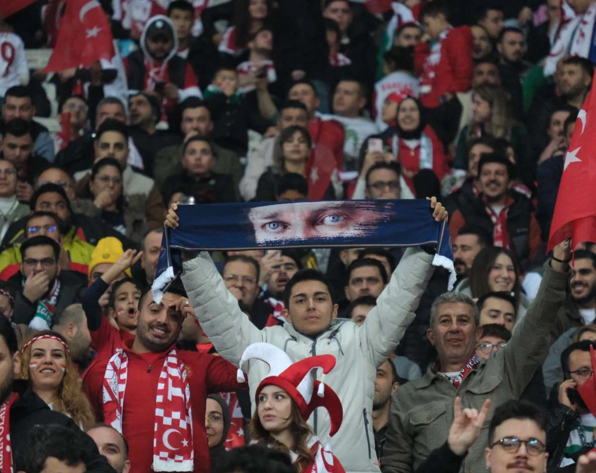 (ÖZEL) Türkiye-Bulgaristan taraftar fotoğrafları
