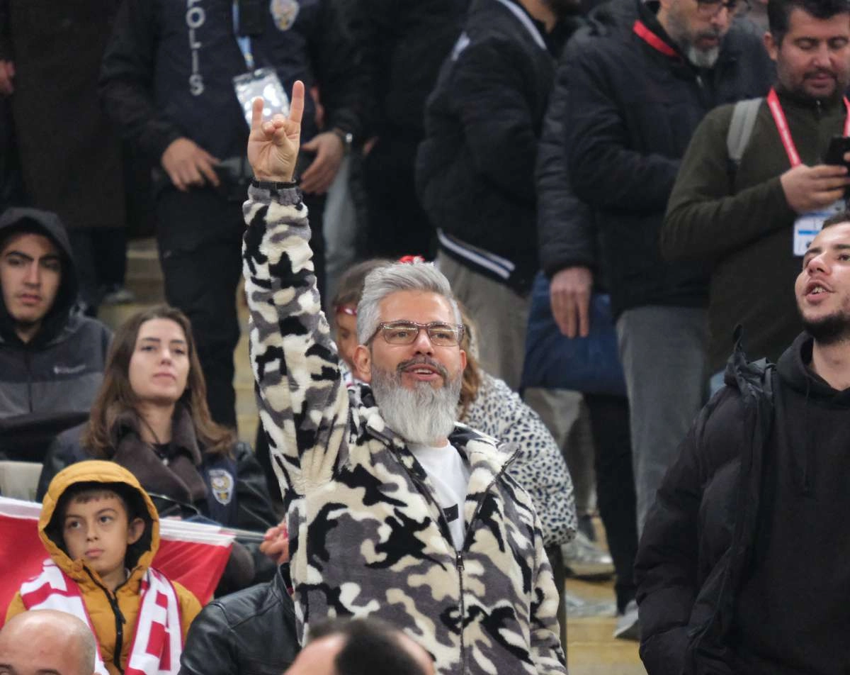 (ÖZEL) Türkiye-Bulgaristan taraftar fotoğrafları