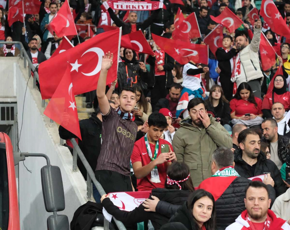 (ÖZEL) Türkiye-Bulgaristan taraftar fotoğrafları