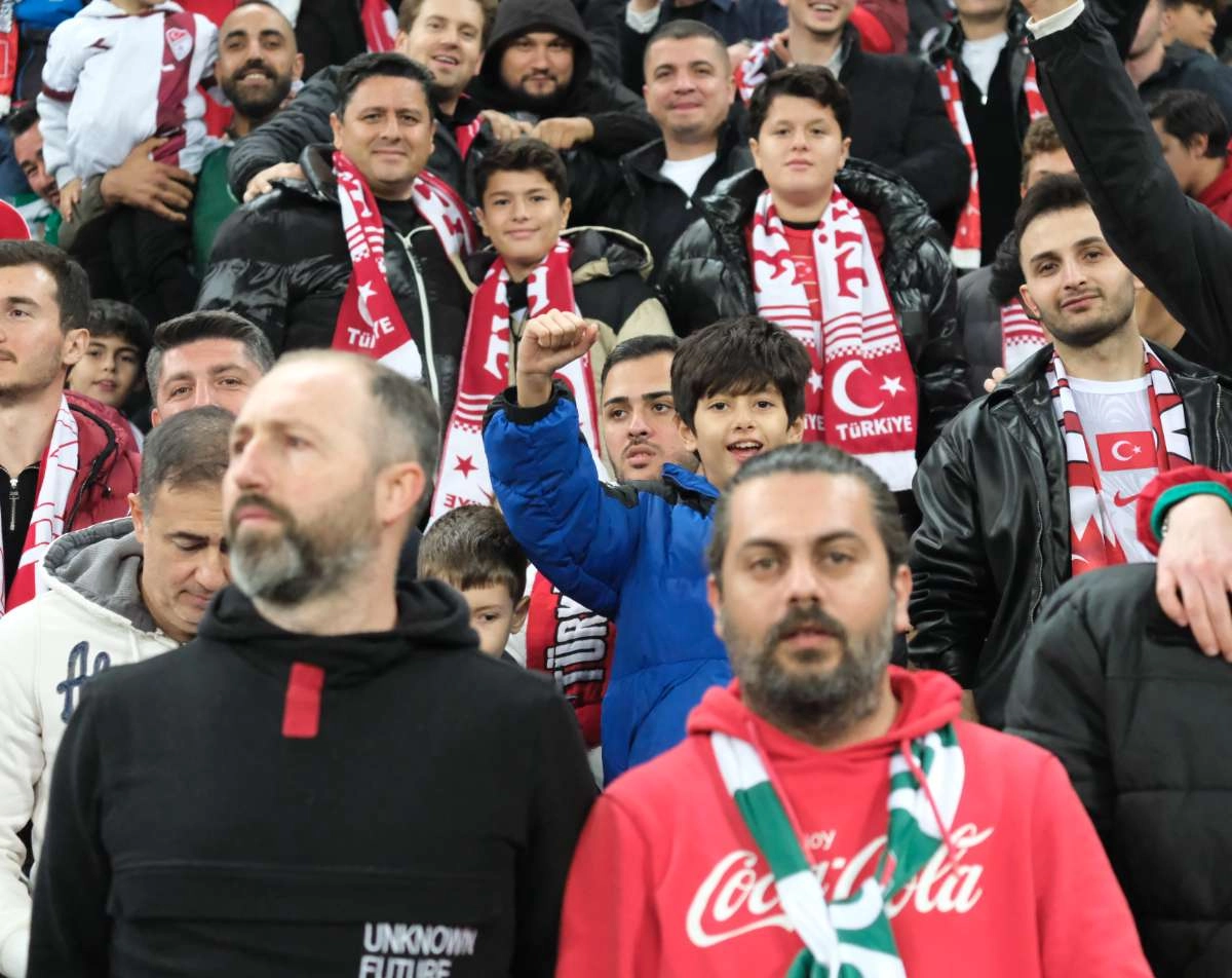 (ÖZEL) Türkiye-Bulgaristan taraftar fotoğrafları