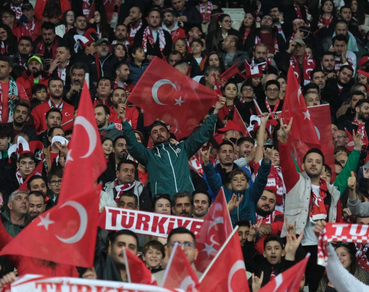 (ÖZEL) Türkiye-Bulgaristan taraftar fotoğrafları
