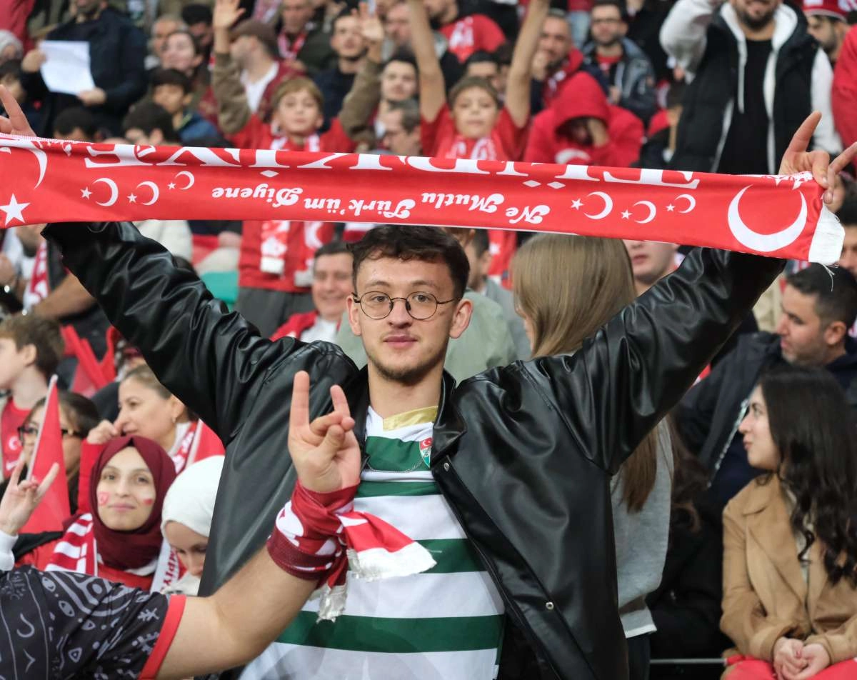 (ÖZEL) Türkiye-Bulgaristan taraftar fotoğrafları