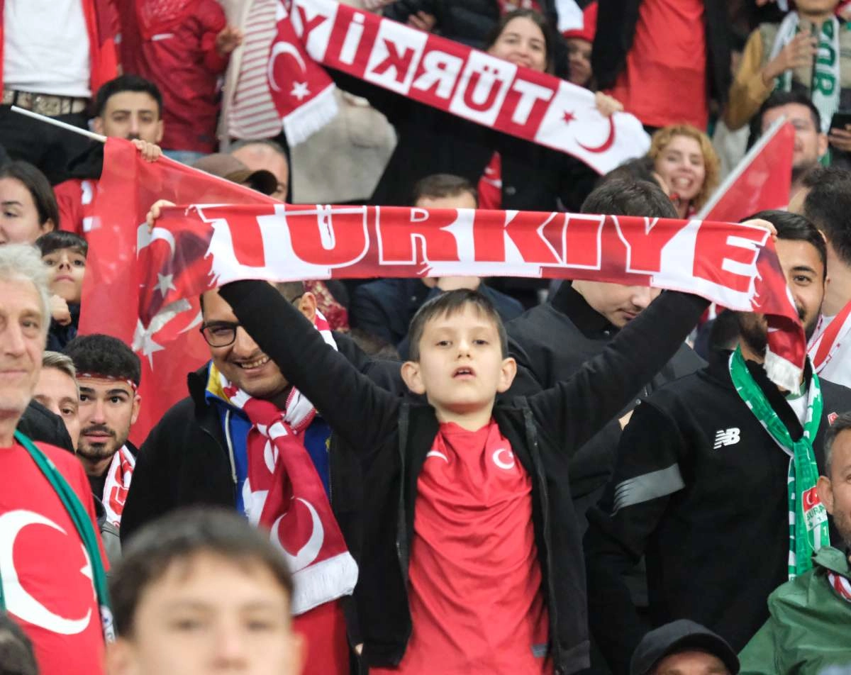 (ÖZEL) Türkiye-Bulgaristan taraftar fotoğrafları