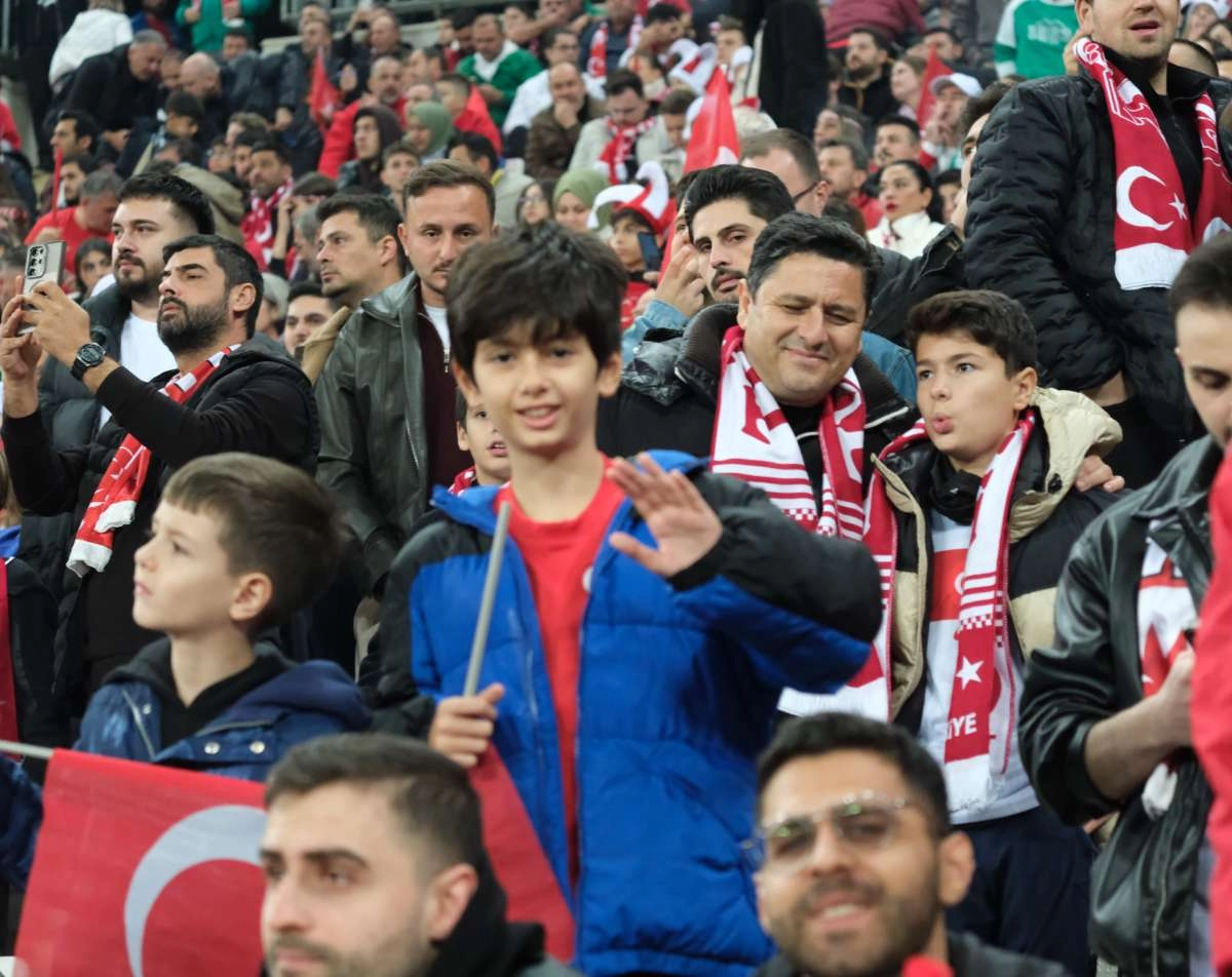 (ÖZEL) Türkiye-Bulgaristan taraftar fotoğrafları