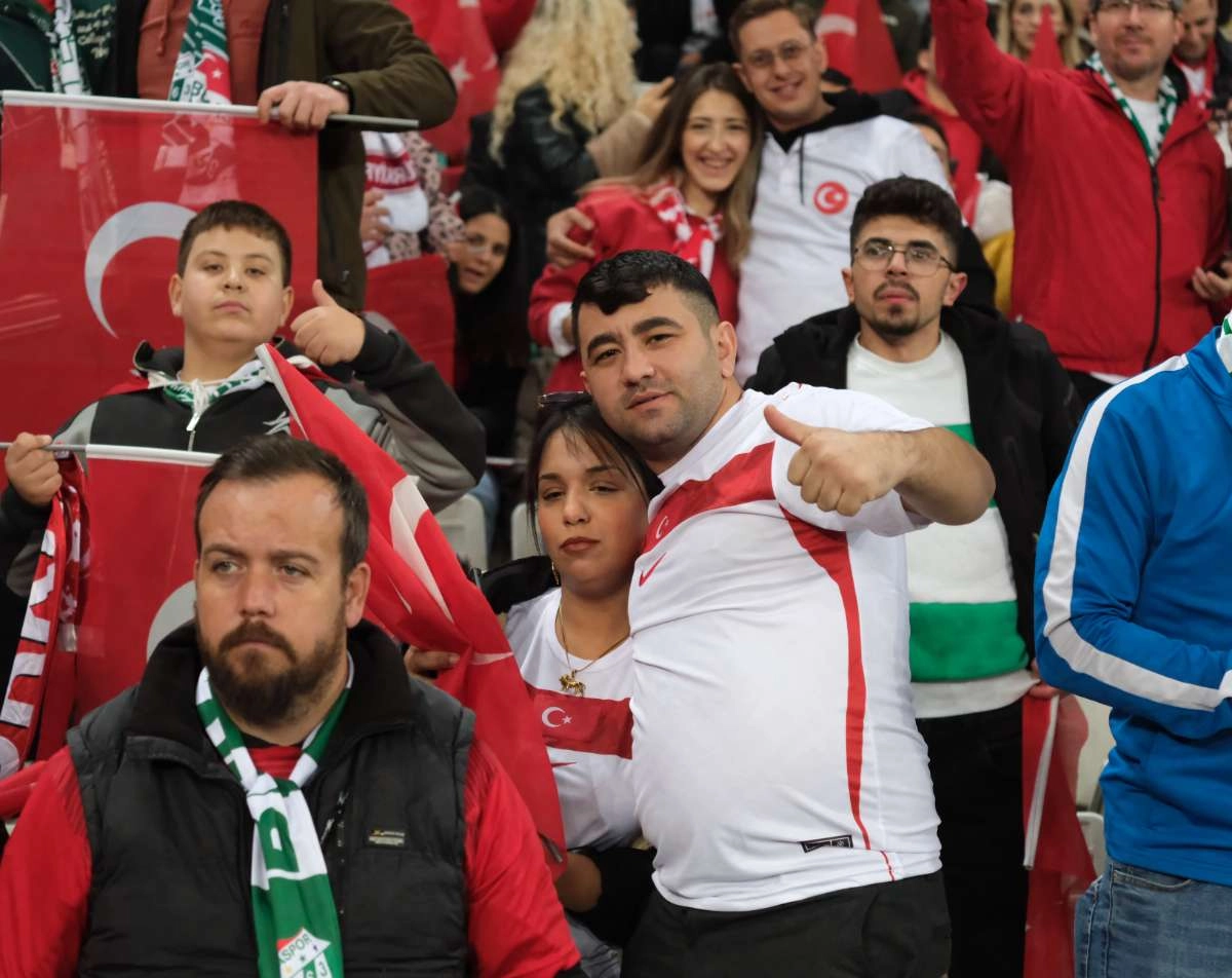 (ÖZEL) Türkiye-Bulgaristan taraftar fotoğrafları