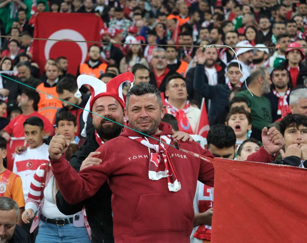 (ÖZEL) Türkiye-Bulgaristan taraftar fotoğrafları