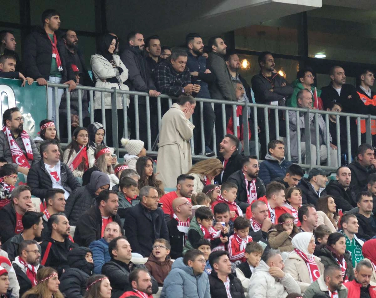 (ÖZEL) Türkiye-Bulgaristan taraftar fotoğrafları