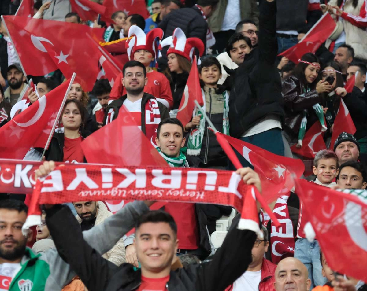 (ÖZEL) Türkiye-Bulgaristan taraftar fotoğrafları