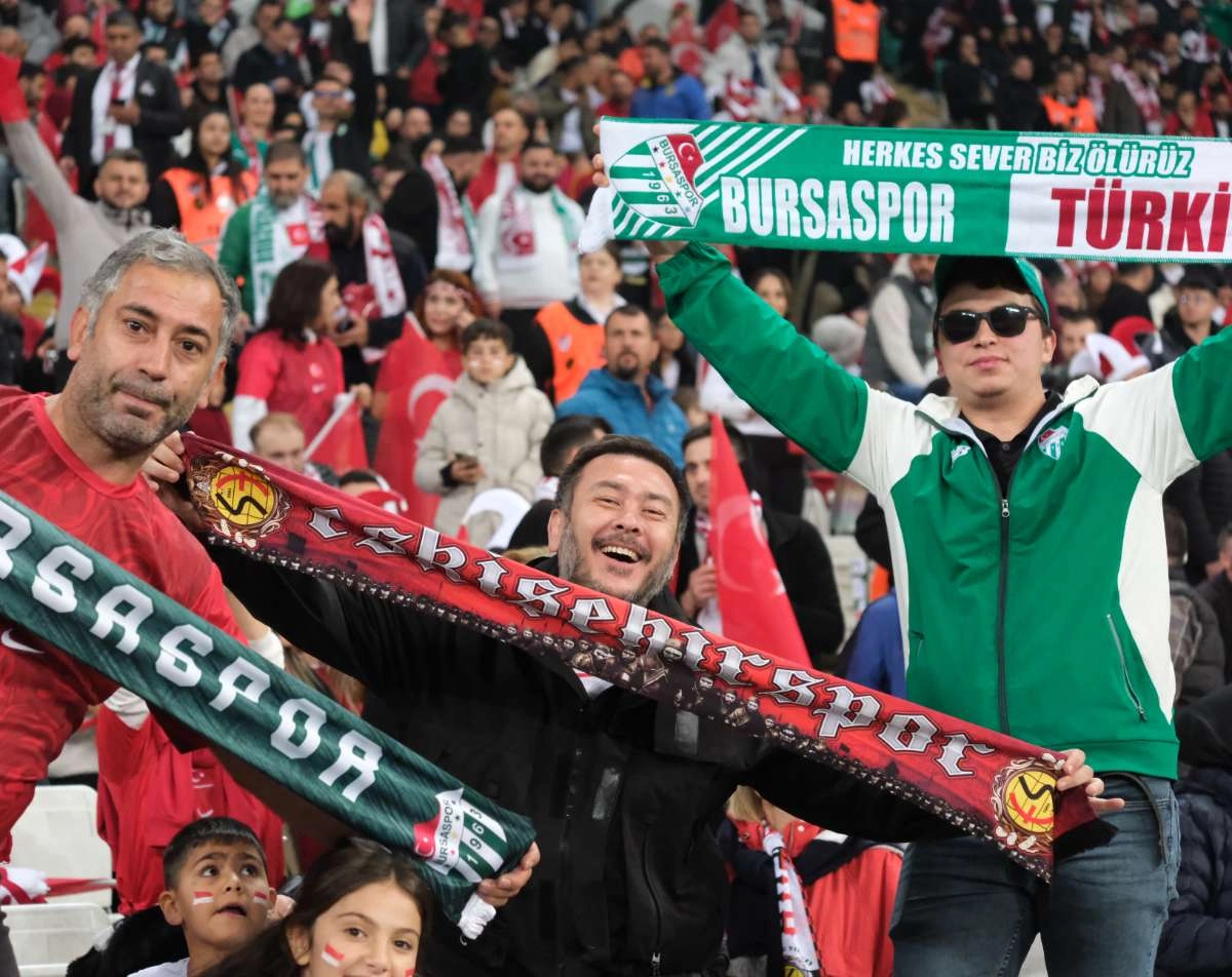 (ÖZEL) Türkiye-Bulgaristan taraftar fotoğrafları