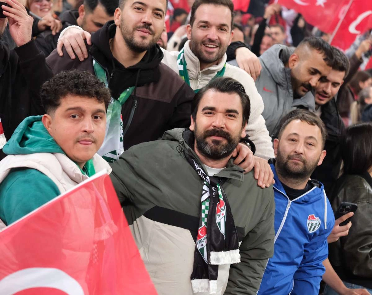 (ÖZEL) Türkiye-Bulgaristan taraftar fotoğrafları