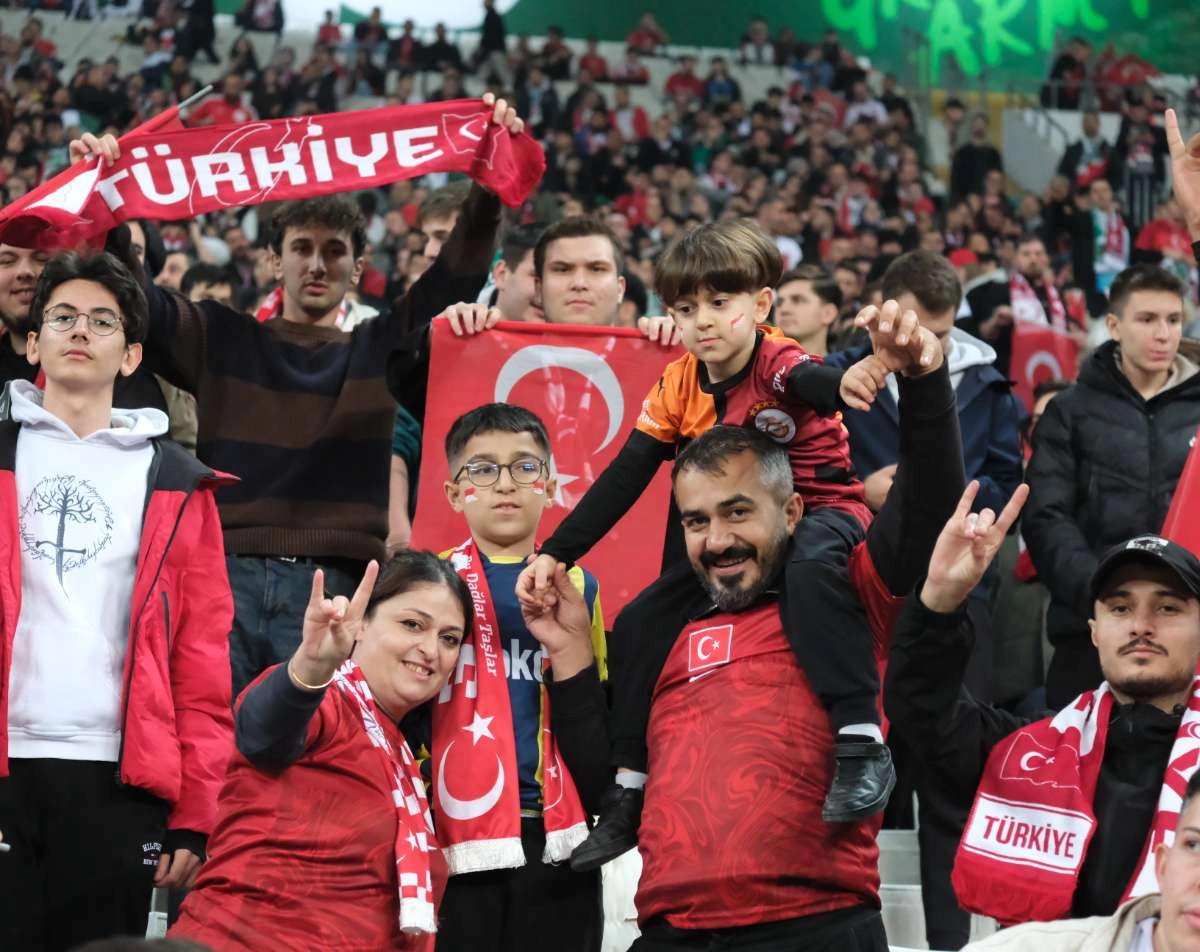 (ÖZEL) Türkiye-Bulgaristan taraftar fotoğrafları