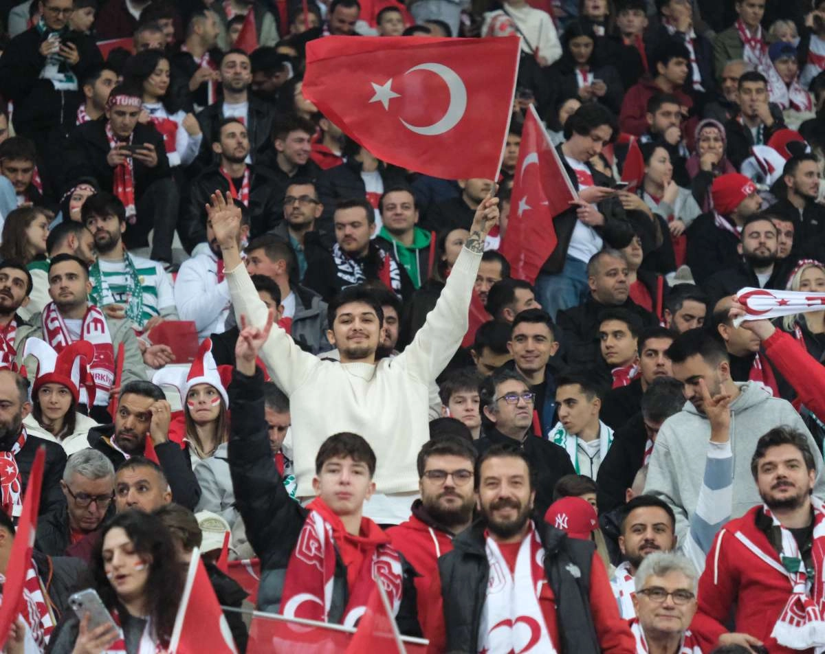 (ÖZEL) Türkiye-Bulgaristan taraftar fotoğrafları