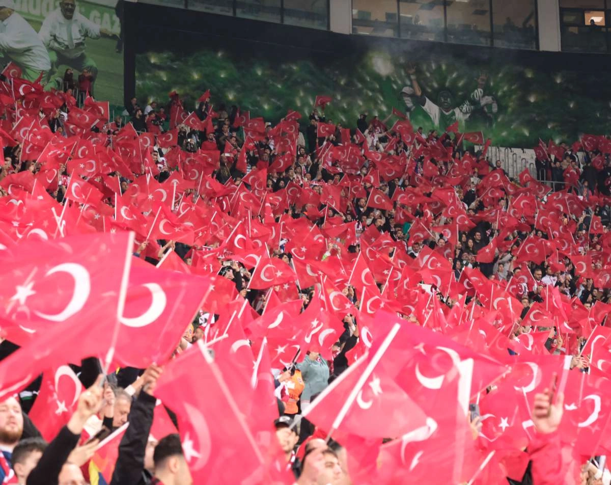 (ÖZEL) Türkiye-Bulgaristan taraftar fotoğrafları