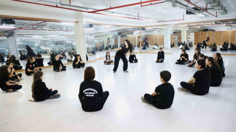 Osmangazi Belediyesi geleceğin dansçılarını yetiştiriyor