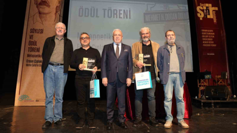 Nilüfer’de şiir eleştirisinin prestij ödülleri sahiplerini buldu