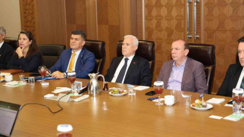 Mustafa Bozbey: "Su tüketen sanayi tartışılmalı"