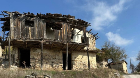 450 yıllık köy hayalet köye dönüştü