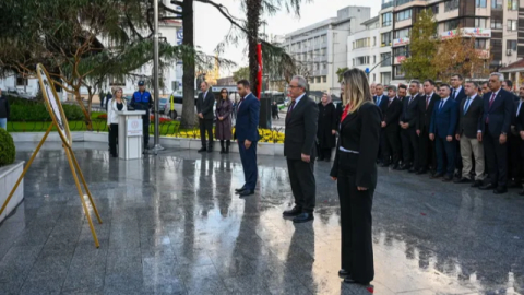 Bursa'da 24 Kasım Öğretmenler Günü kutlandı