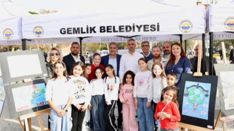 Gemlik'te çocuklar haklarını resimleriyle anlattı