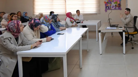 Osmangazi'de 'Kadın ve Toplum' söyleşisi