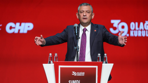 Özgür Özel, yeniden CHP Genel Başkanı seçildi