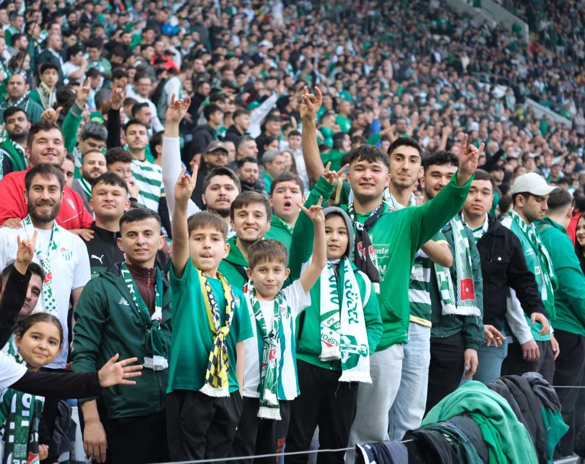 (ÖZEL) Bursaspor - Fethiyespor taraftar fotoğrafları 1