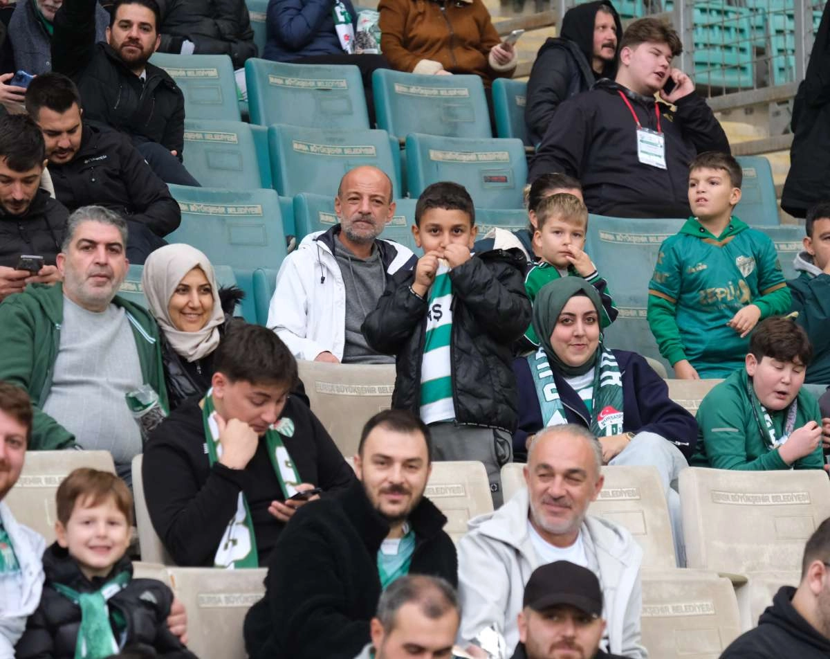 (ÖZEL) Bursaspor - Fethiyespor taraftar fotoğrafları 1