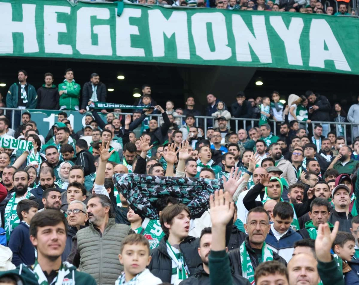 (ÖZEL) Bursaspor - Fethiyespor taraftar fotoğrafları 1