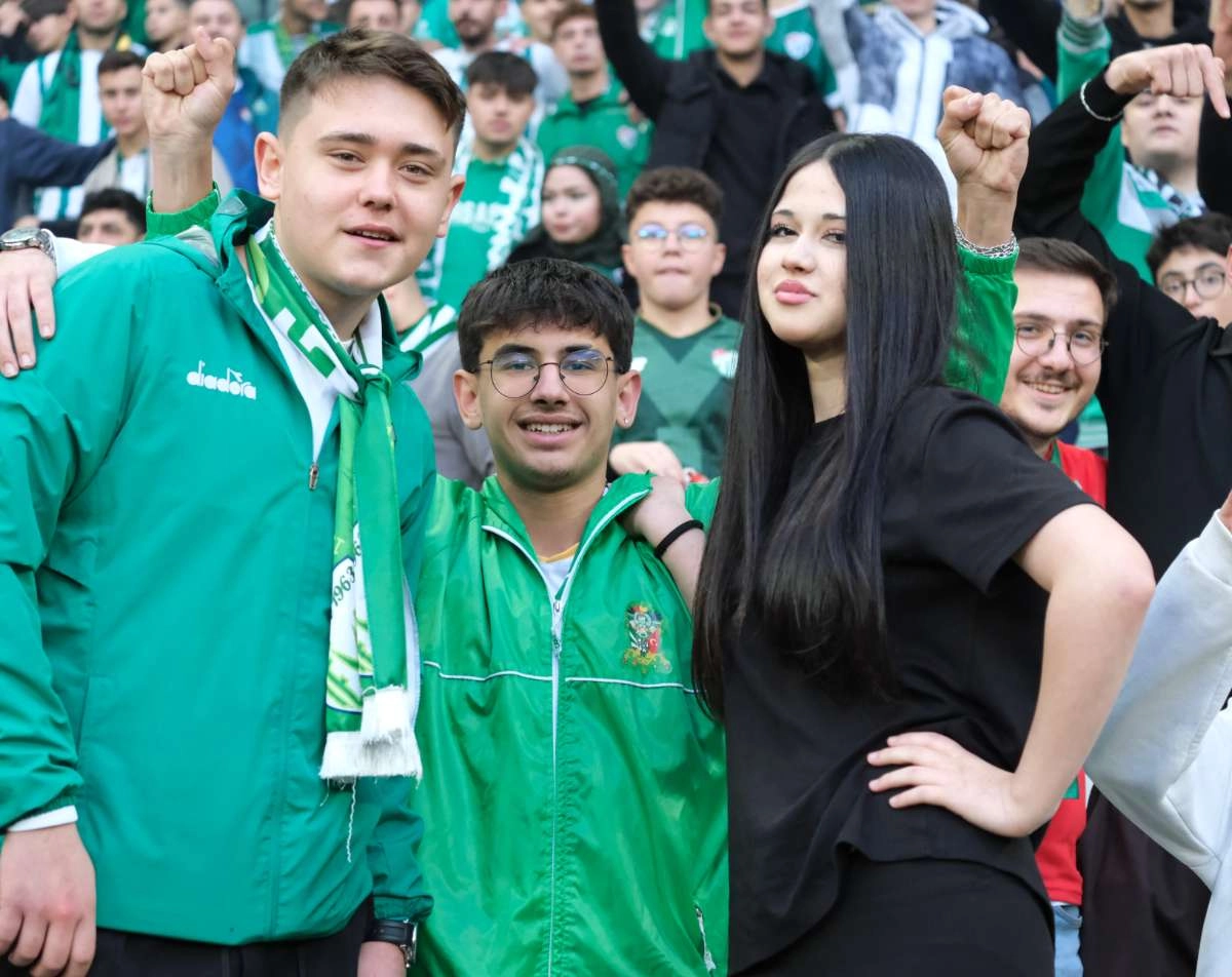 (ÖZEL) Bursaspor - Fethiyespor taraftar fotoğrafları 1