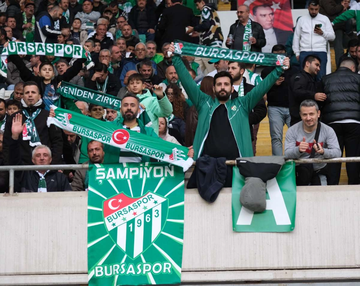 (ÖZEL) Bursaspor - Fethiyespor taraftar fotoğrafları 1