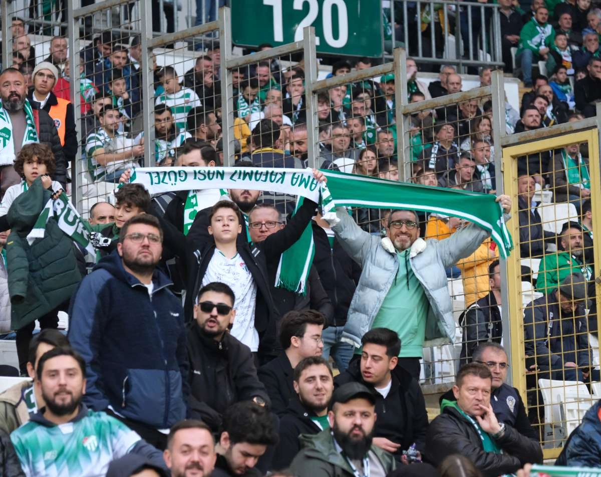 (ÖZEL) Bursaspor - Fethiyespor taraftar fotoğrafları 1