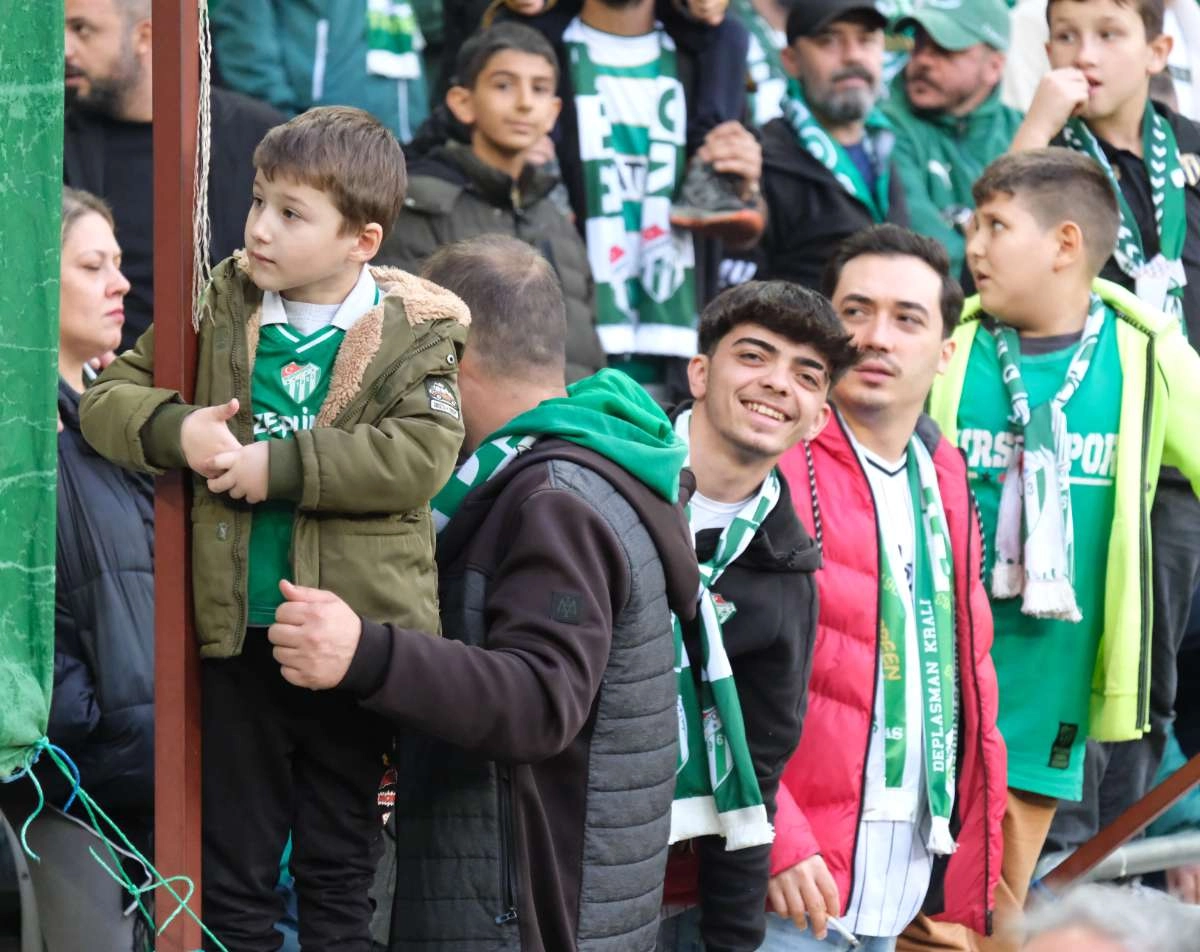 (ÖZEL) Bursaspor - Fethiyespor taraftar fotoğrafları 1